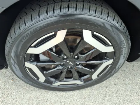 More photos of 2025 Kia Telluride S at Pogue Chrysler Dodge Jeep RAM FIAT, KY