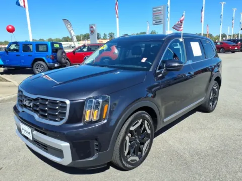 More photos of 2025 Kia Telluride S at Pogue Chrysler Dodge Jeep RAM FIAT, KY
