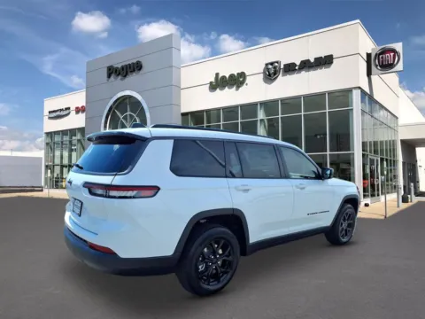 Photos of 2026 Jeep Grand Cherokee GRAND CHEROKEE L LAREDO ALTITUDE 4X4 for sale in Powderly, KY at Pogue Chrysler Dodge Jeep RAM FIAT