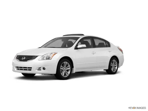 White 2012 Nissan Altima 2.5 SL for sale in Powderly, KY