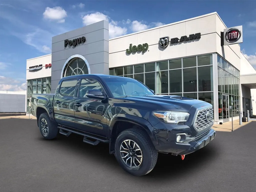 Black 2020 Toyota Tacoma TRD Sport for sale in Powderly, KY