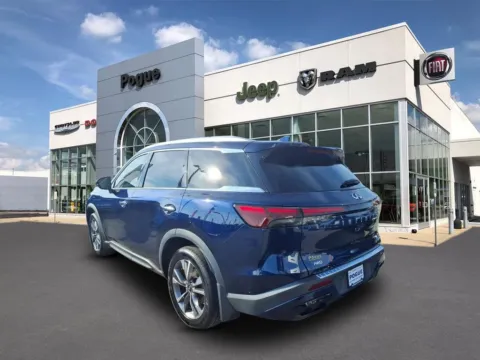 More photos of 2023 INFINITI QX60 LUXE at Pogue Chrysler Dodge Jeep RAM FIAT, KY