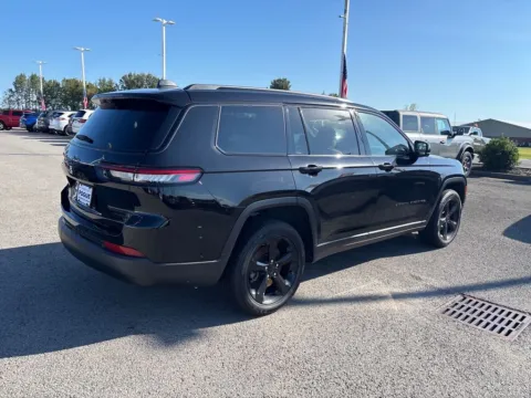Another view of 2024 Jeep Grand Cherokee L Limited for sale in Powderly, KY at Pogue Chrysler Dodge Jeep RAM FIAT