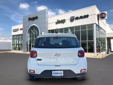 More photos of 2025 Hyundai Venue SEL at Pogue Chrysler Dodge Jeep RAM FIAT, KY