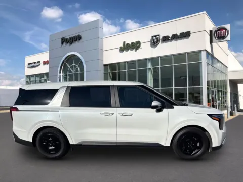 Photos of 2025 Kia Carnival LXS for sale in Powderly, KY at Pogue Chrysler Dodge Jeep RAM FIAT