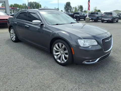 Gray 2018 Chrysler 300 Limited for sale in Powderly, KY