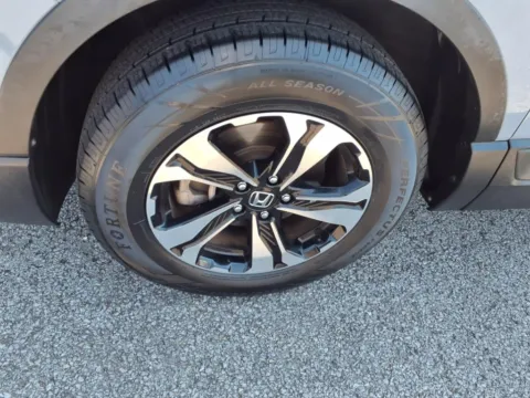 More photos of 2022 Honda CR-V Special Edition at Pogue Chrysler Dodge Jeep RAM FIAT, KY