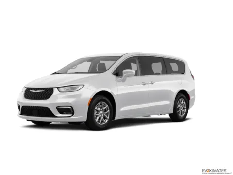 White 2023 Chrysler Pacifica Touring L for sale in Powderly, KY