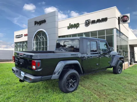 Photos of 2022 Jeep Gladiator Sport for sale in Powderly, KY at Pogue Chrysler Dodge Jeep RAM FIAT
