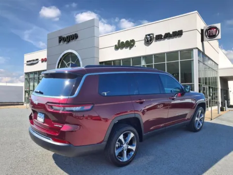 Photos of 2025 Jeep Grand Cherokee GRAND CHEROKEE L LIMITED 4X4 for sale in Powderly, KY at Pogue Chrysler Dodge Jeep RAM FIAT