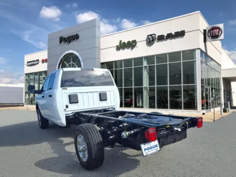 Another view of 2025 RAM Ram 3500 Chassis Cab RAM 3500 TRADESMAN CREW CAB CHASSIS 4X4 60' CA for sale in Powderly, KY at Pogue Chrysler Dodge Jeep RAM FIAT