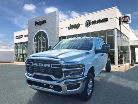 More photos of 2025 RAM Ram 3500 Chassis Cab RAM 3500 TRADESMAN CREW CAB CHASSIS 4X4 60' CA at Pogue Chrysler Dodge Jeep RAM FIAT, KY