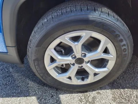 More photos of 2025 Jeep Compass COMPASS SPORT 4X4 at Pogue Chrysler Dodge Jeep RAM FIAT, KY