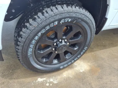 More photos of 2025 RAM Ram 2500 RAM 2500 BIG HORN CREW CAB 4X4 6'4' BOX at Pogue Chrysler Dodge Jeep RAM FIAT, KY