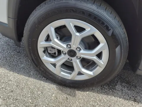 More photos of 2025 Jeep Compass COMPASS SPORT 4X4 at Pogue Chrysler Dodge Jeep RAM FIAT, KY