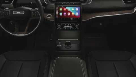 More photos of 2025 Jeep Grand Cherokee GRAND CHEROKEE L LIMITED 4X4 at Pogue Chrysler Dodge Jeep RAM FIAT, KY