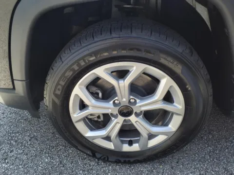 More photos of 2025 Jeep Compass COMPASS SPORT 4X4 at Pogue Chrysler Dodge Jeep RAM FIAT, KY