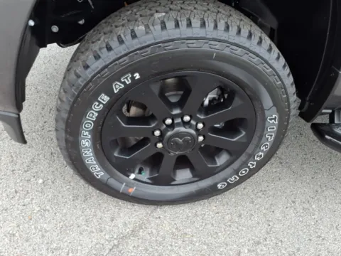 More photos of 2025 RAM Ram 2500 RAM 2500 BIG HORN CREW CAB 4X4 6'4' BOX at Pogue Chrysler Dodge Jeep RAM FIAT, KY