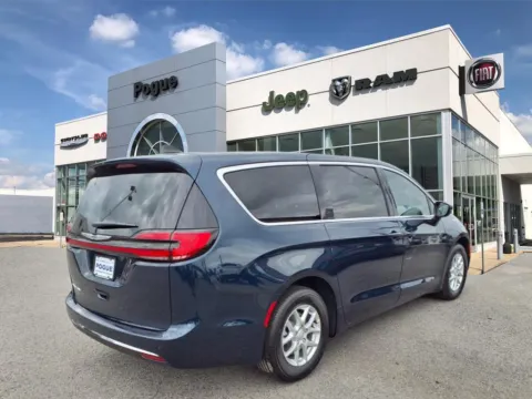 Photos of 2025 Chrysler Pacifica PACIFICA SELECT for sale in Powderly, KY at Pogue Chrysler Dodge Jeep RAM FIAT