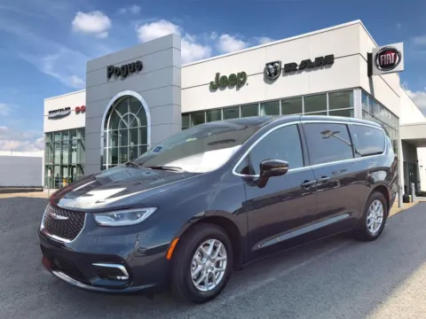 More photos of 2025 Chrysler Pacifica PACIFICA SELECT at Pogue Chrysler Dodge Jeep RAM FIAT, KY