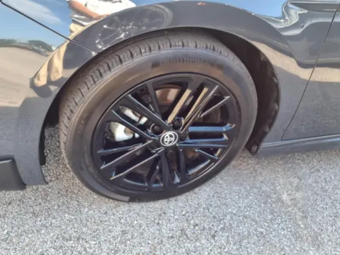 More photos of 2025 Toyota Camry XLE at Pogue Chrysler Dodge Jeep RAM FIAT, KY