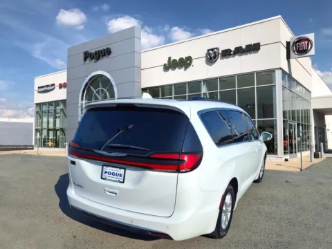 Photos of 2022 Chrysler Pacifica Touring L for sale in Powderly, KY at Pogue Chrysler Dodge Jeep RAM FIAT