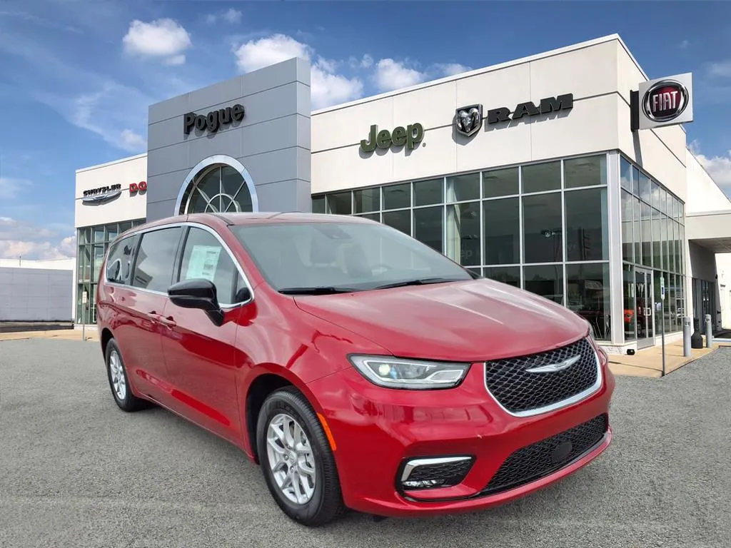 Red 2026 Chrysler Pacifica PACIFICA SELECT for sale in Powderly, KY