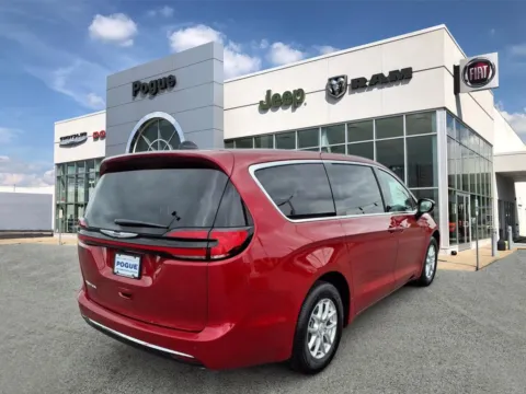 Photos of 2026 Chrysler Pacifica PACIFICA SELECT for sale in Powderly, KY at Pogue Chrysler Dodge Jeep RAM FIAT