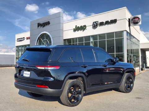 Photos of 2023 Jeep Grand Cherokee Altitude for sale in Powderly, KY at Pogue Chrysler Dodge Jeep RAM FIAT