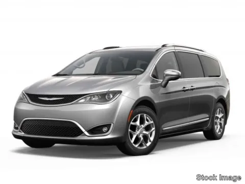 Black 2018 Chrysler Pacifica Touring L Plus for sale in Powderly, KY
