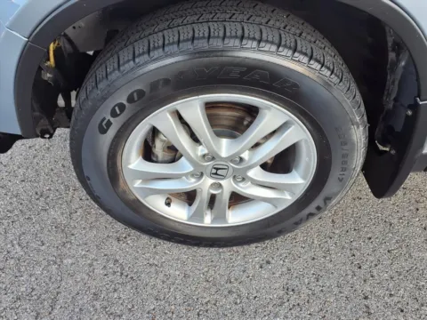 More photos of 2010 Honda CR-V EX-L at Pogue Chrysler Dodge Jeep RAM FIAT, KY