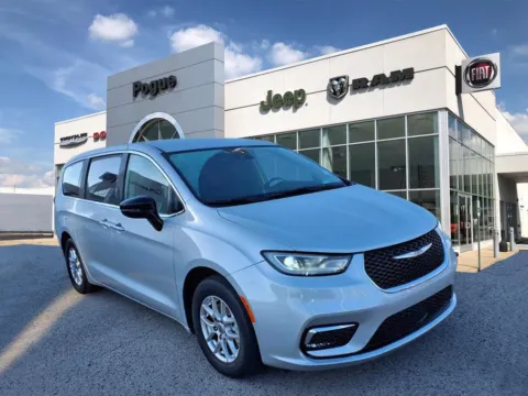 Silver 2024 Chrysler Pacifica Touring L for sale in Powderly, KY