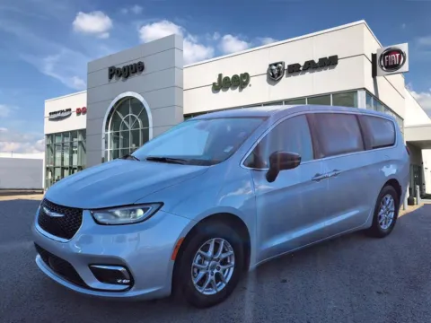 More photos of 2024 Chrysler Pacifica Touring L at Pogue Chrysler Dodge Jeep RAM FIAT, KY