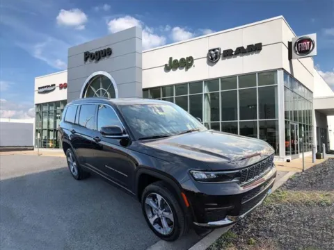Black 2025 Jeep Grand Cherokee GRAND CHEROKEE L LIMITED 4X4 for sale in Powderly, KY