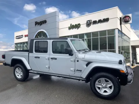 Photos of 2023 Jeep Gladiator Sport for sale in Powderly, KY at Pogue Chrysler Dodge Jeep RAM FIAT