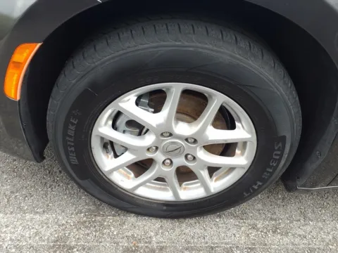 More photos of 2023 Chrysler Pacifica Touring L at Pogue Chrysler Dodge Jeep RAM FIAT, KY