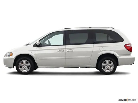 White 2005 Dodge Grand Caravan SE for sale in Powderly, KY