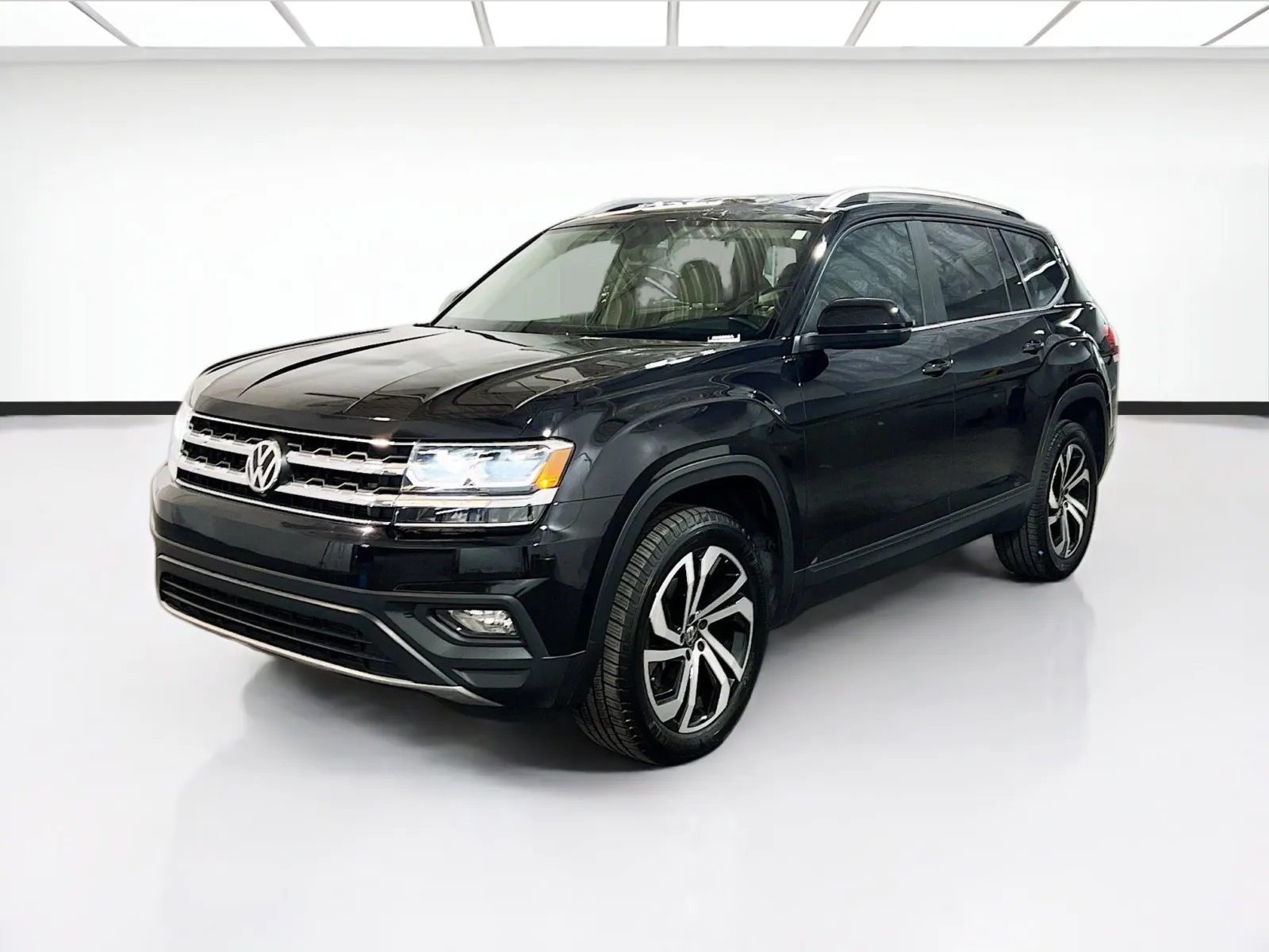 Blue 2019 Volkswagen Atlas 2.0T SE for sale in Chandler, AZ