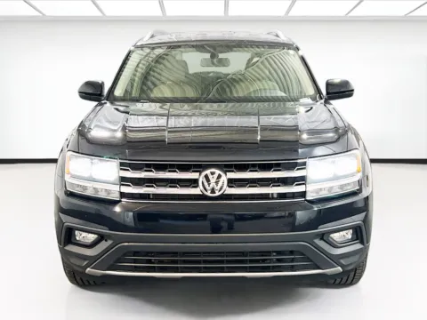 Photos of 2019 Volkswagen Atlas 2.0T SE for sale in Chandler, AZ at STG Chandler