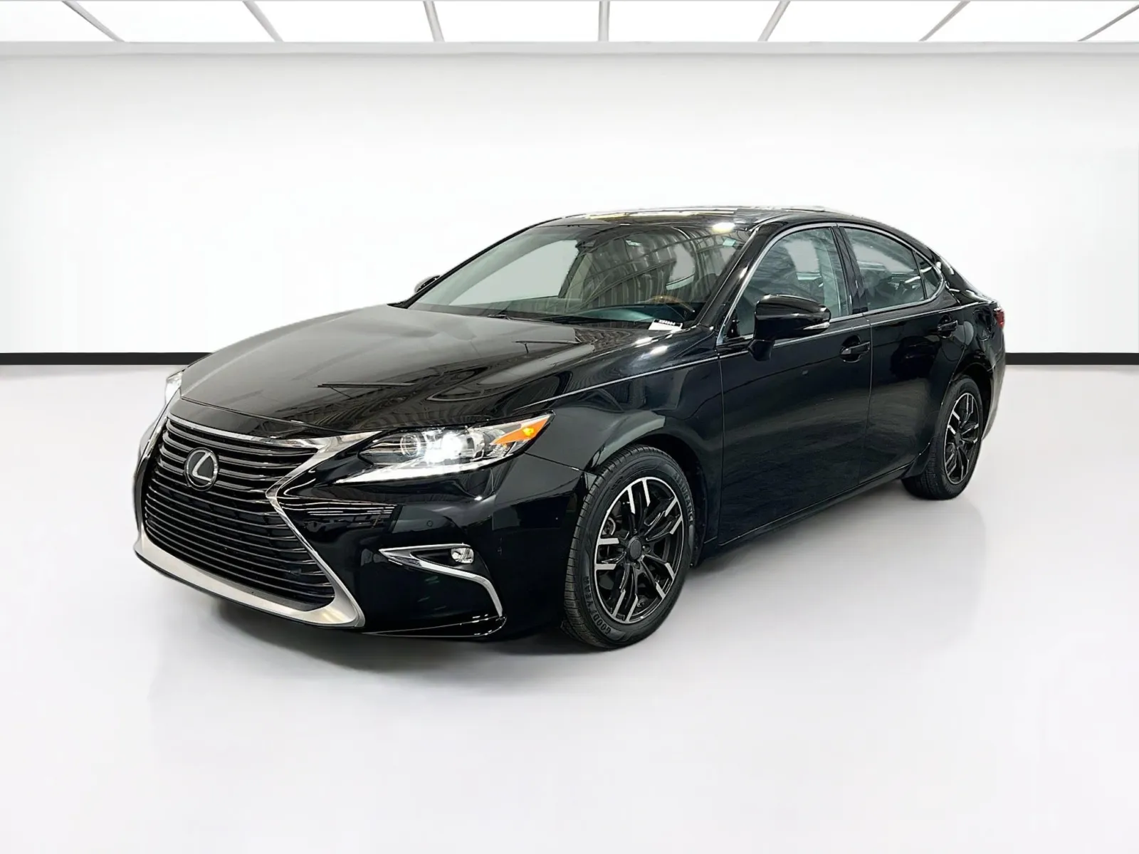 Silver 2016 Lexus ES 350 for sale in Chandler, AZ
