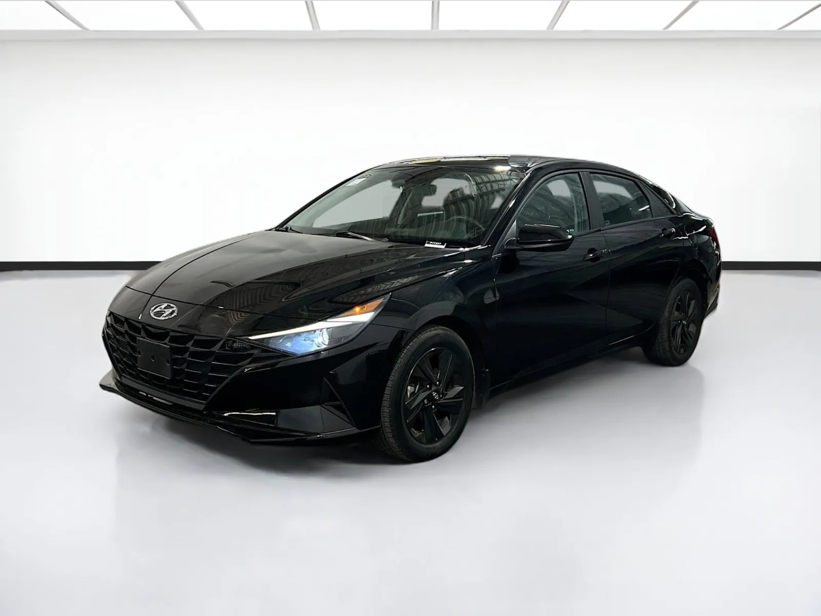 Black 2023 Hyundai Elantra SEL for sale in Chandler, AZ