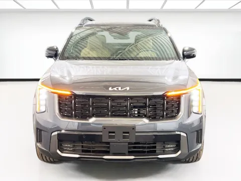 Photos of 2024 Kia Sorento for sale in Chandler, AZ at STG Chandler