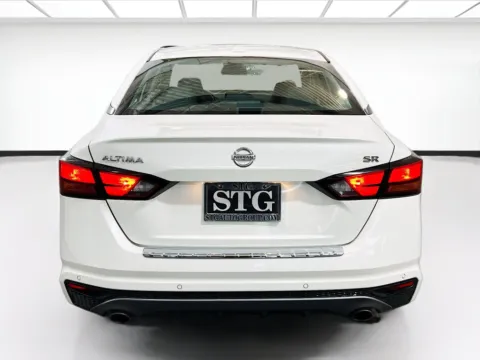 More photos of 2022 Nissan Altima 2.5 SR at STG Chandler, AZ