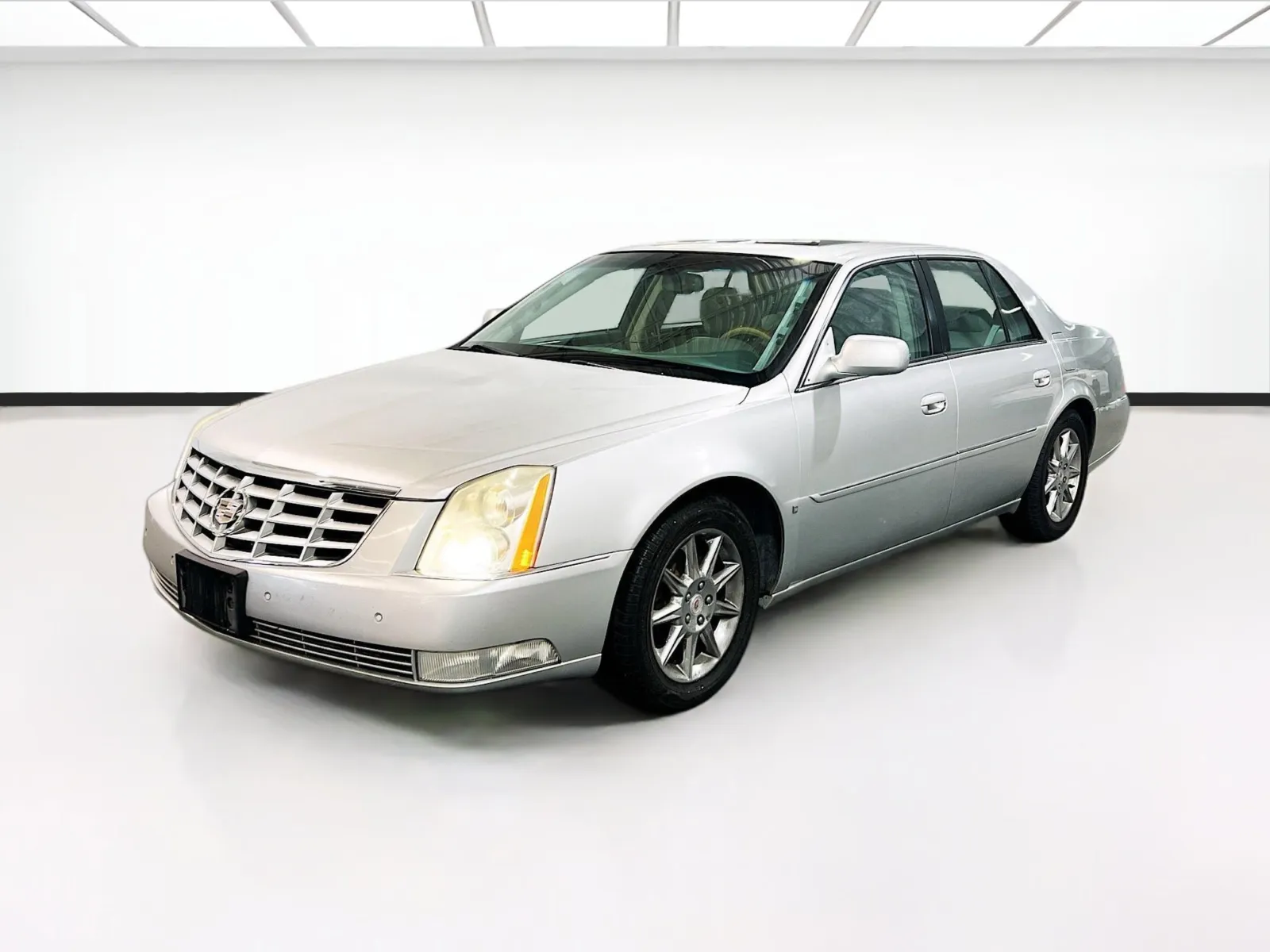 2010 Cadillac DTS Luxury Collection