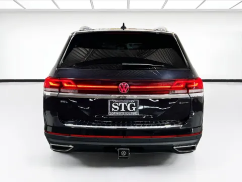 More photos of 2024 Volkswagen Atlas 2.0T SEL at STG Chandler, AZ