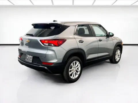 More photos of 2024 Chevrolet Trailblazer LS at STG Chandler, AZ