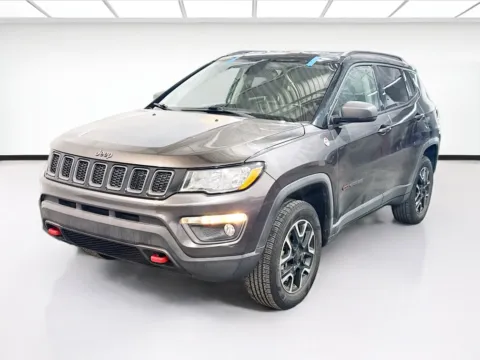 Gray 2019 Jeep Compass Trailhawk for sale in Chandler, AZ