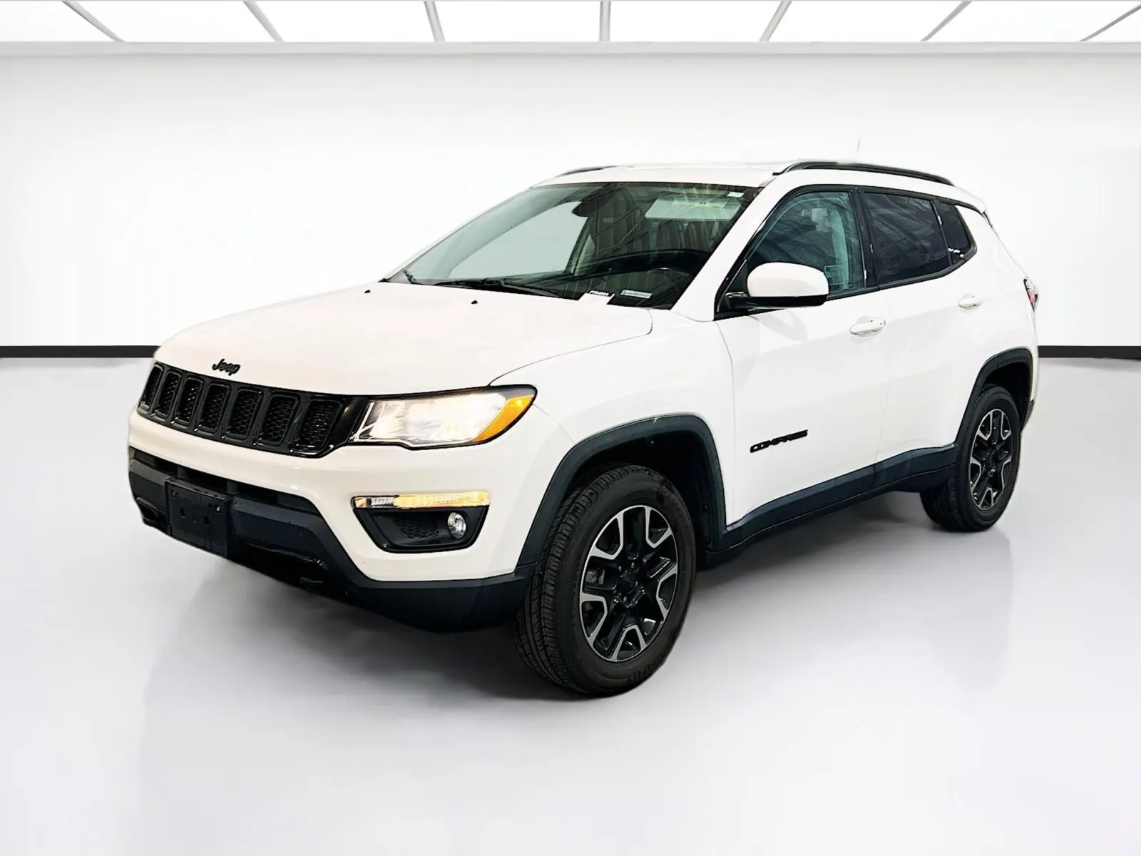 2019 Jeep Compass Sport's photo