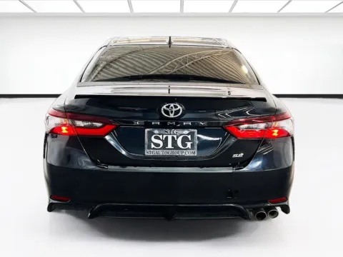 More photos of 2021 Toyota Camry SE at STG Chandler, AZ
