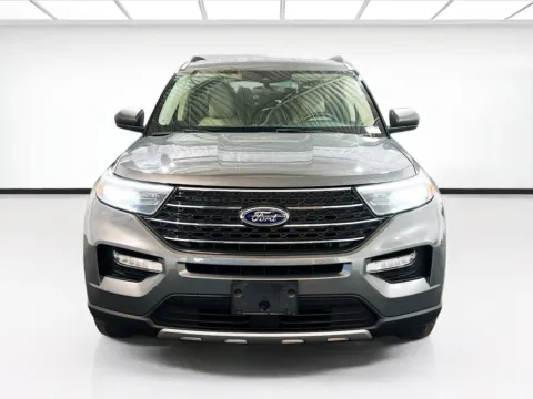 Photos of 2023 Ford Explorer XLT for sale in Chandler, AZ at STG Chandler